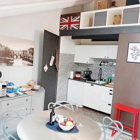 La Petite Maison De Claire Apartmán